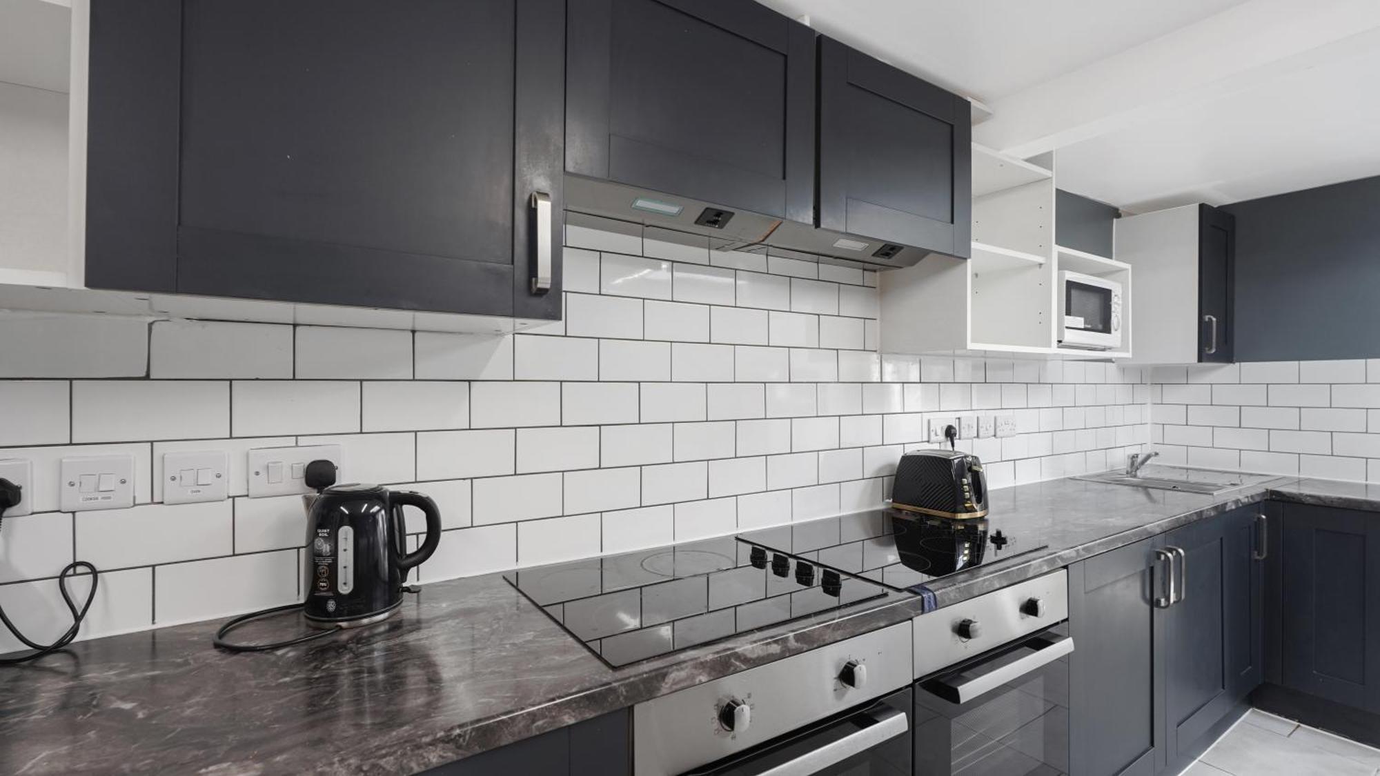 Comfy Double En-Suite Room In Barking Μπάρκινγκ Εξωτερικό φωτογραφία