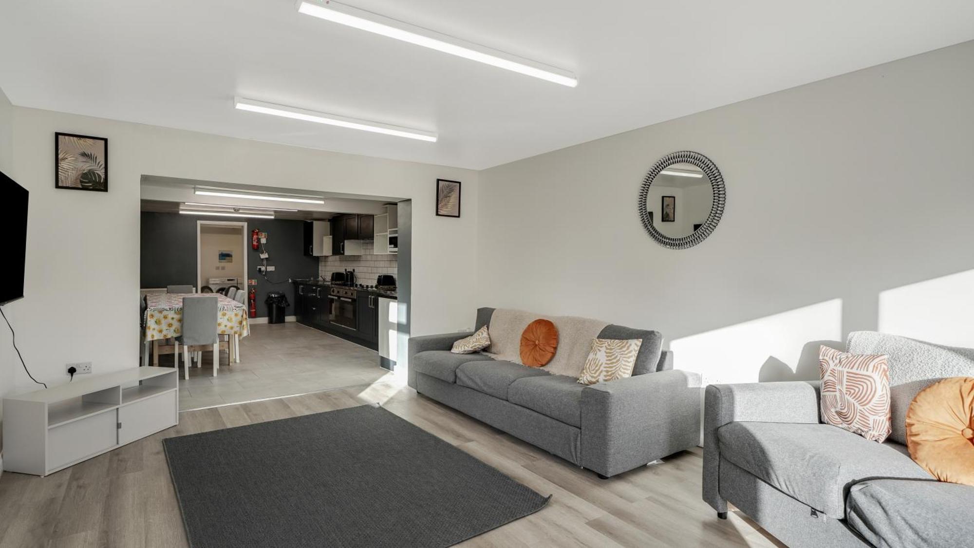 Comfy Double En-Suite Room In Barking Μπάρκινγκ Εξωτερικό φωτογραφία